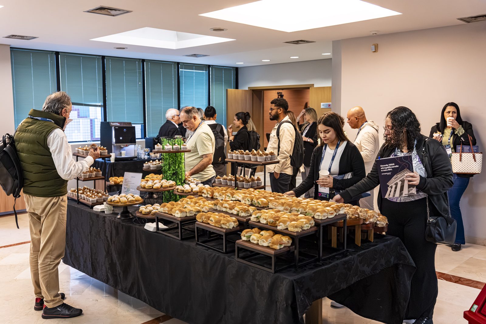 Galeria Summit 01